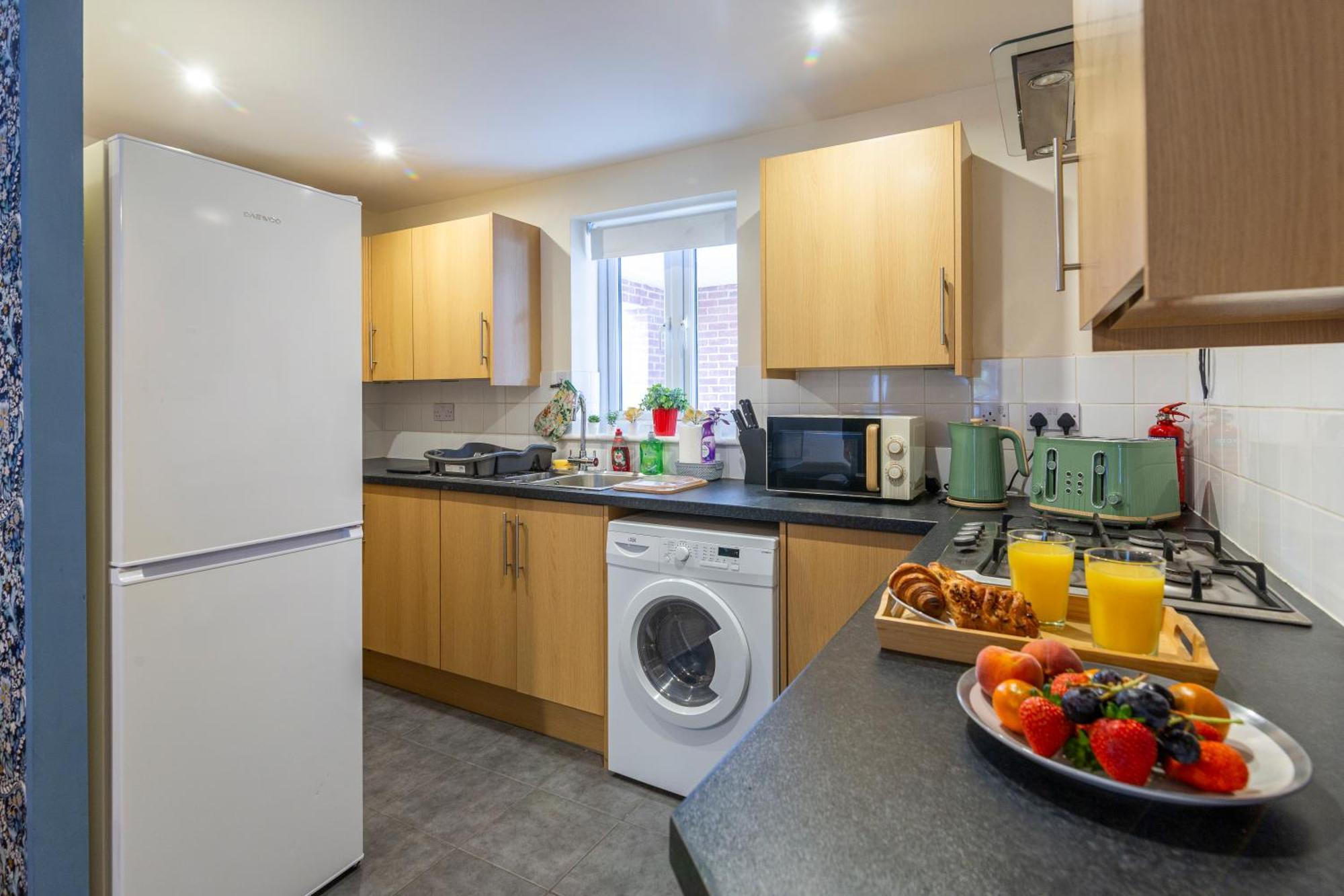 The Vogue Stay, 3 Bedrooms, 2 Bathrooms, Ideal For Jr & Oxford Hospitals, Free Carpark, Conveniently Located For Ring Road Access, 2 Miles From Oxford City Centre Easy Car & Bus Route Exteriér fotografie